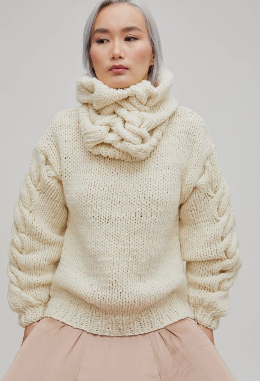 Cable knit collar Sweater