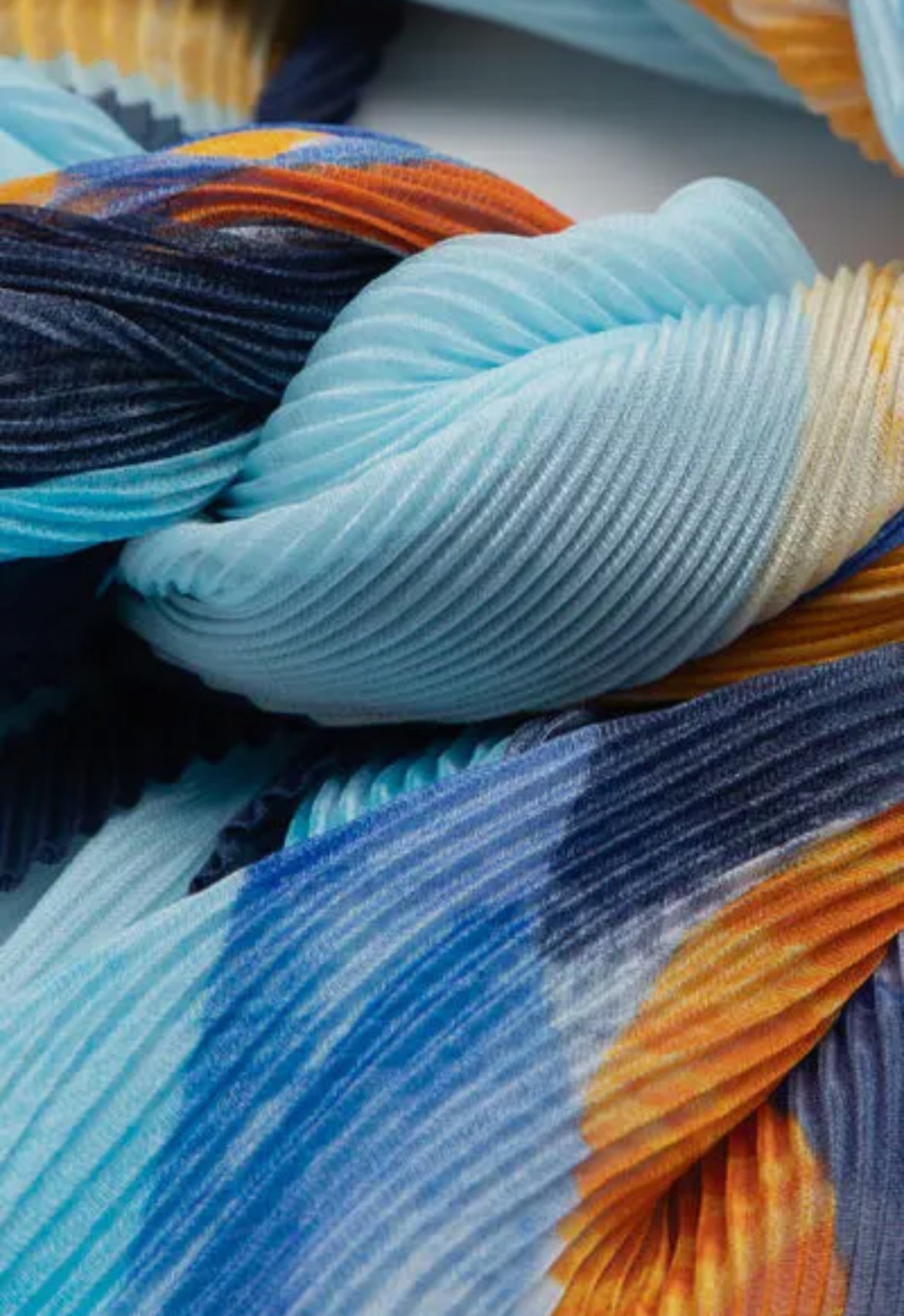 Abstract pleated Scarf